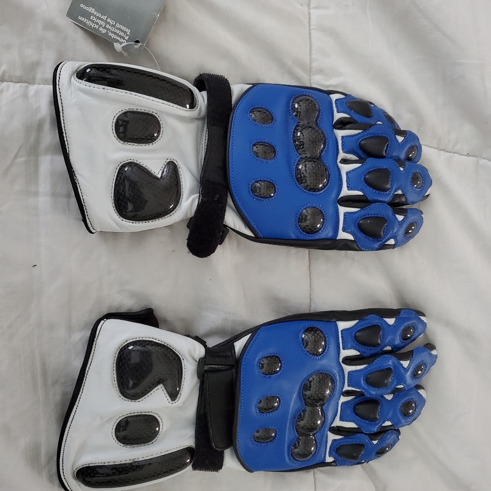 Suziki race gloves